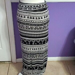 Retro Y2K Black & Cream Boho Aztec Print Foldover Waist Knit Pencil Maxi Skirt S